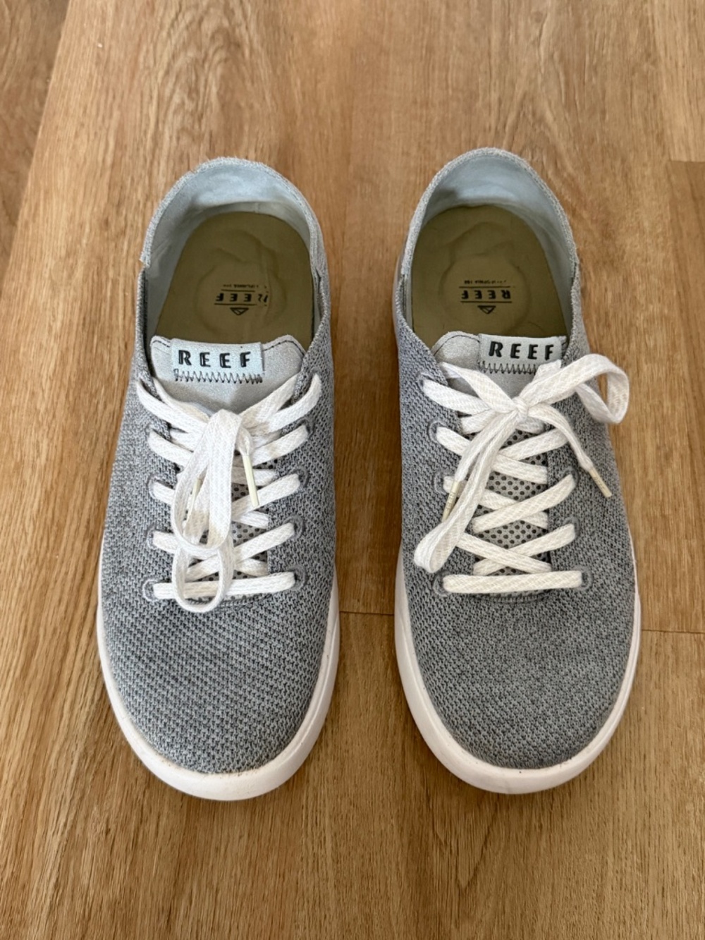 REEF Men's Swellsole Neptune Sneakers (Men’s Size 9) - Picture 3 of 5